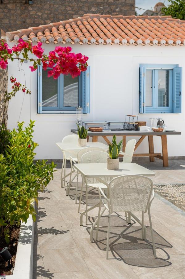 Lumiere Spetses Otel Dış mekan fotoğraf